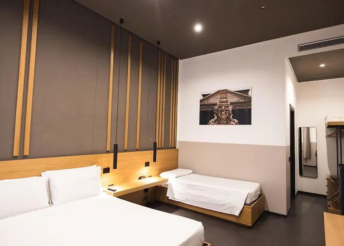 Central Lodge Hotel