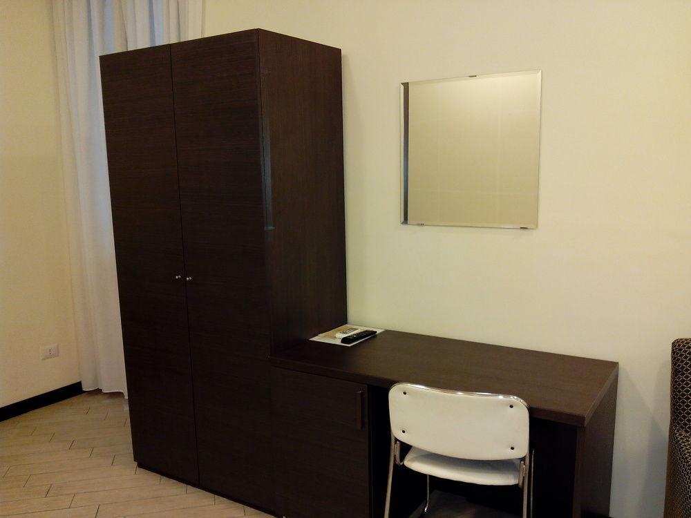 Central Hotel 3*